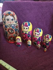 Vintage Russian Matryoshka Nesting Doll 8 Piece Set Hand Painted Made In USSR