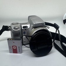 Sony Cybershot Digital Camera Model DSC-H7 8.1 MP TESTED
