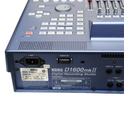 Korg D1600 MKII 16-Track Digital Recording Studio and Power Cord
