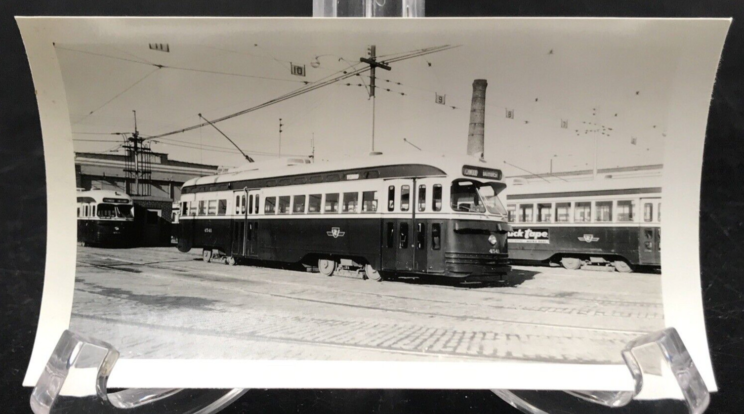Toronto Transit Commission TTC #4541 Wychwood Bathurst Streetcar Trolley Photo