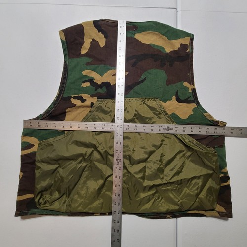Vintage SafTBak Camo Hunting Vest Mens XL With Attached Game Pouch Made In USA - Picture 4 of 4