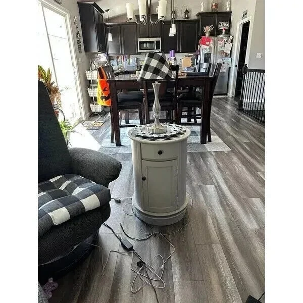 Mesa auxiliar redonda con almacenamiento gris tambor cama extremo lateral gris acento cofre espacios pequeños Foto 4 de 4