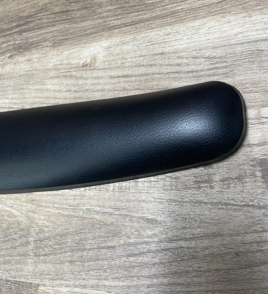 Reposamuñecas Gel 3M con Protección Antimicrobiana Negro 2.75"x18" x0.75" WR309LE Foto 3 de 4