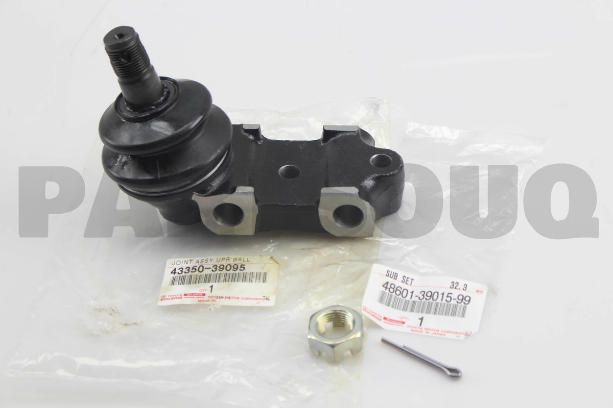4335039095 Genuine Toyota JOINT ASSY, FRONT UPPER BALL, RH/LH