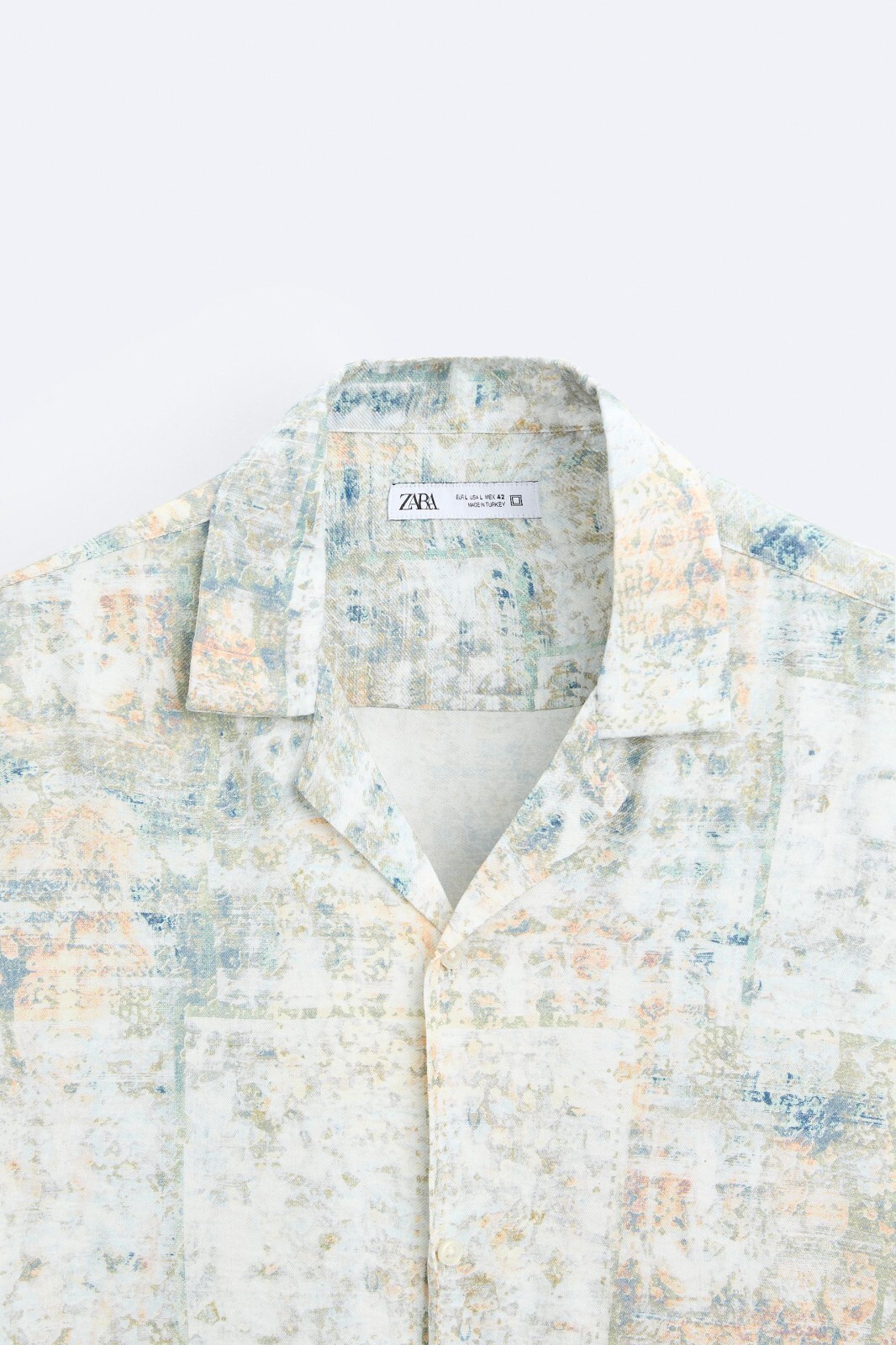 Zara Men's Abstract Print Shirt (Greenish, Small)