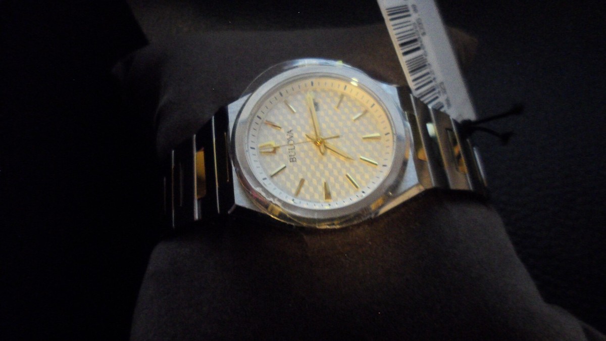 Bulova Two Tone Stainless Steel Quartz Ladies Watch 98L323  display picture 2