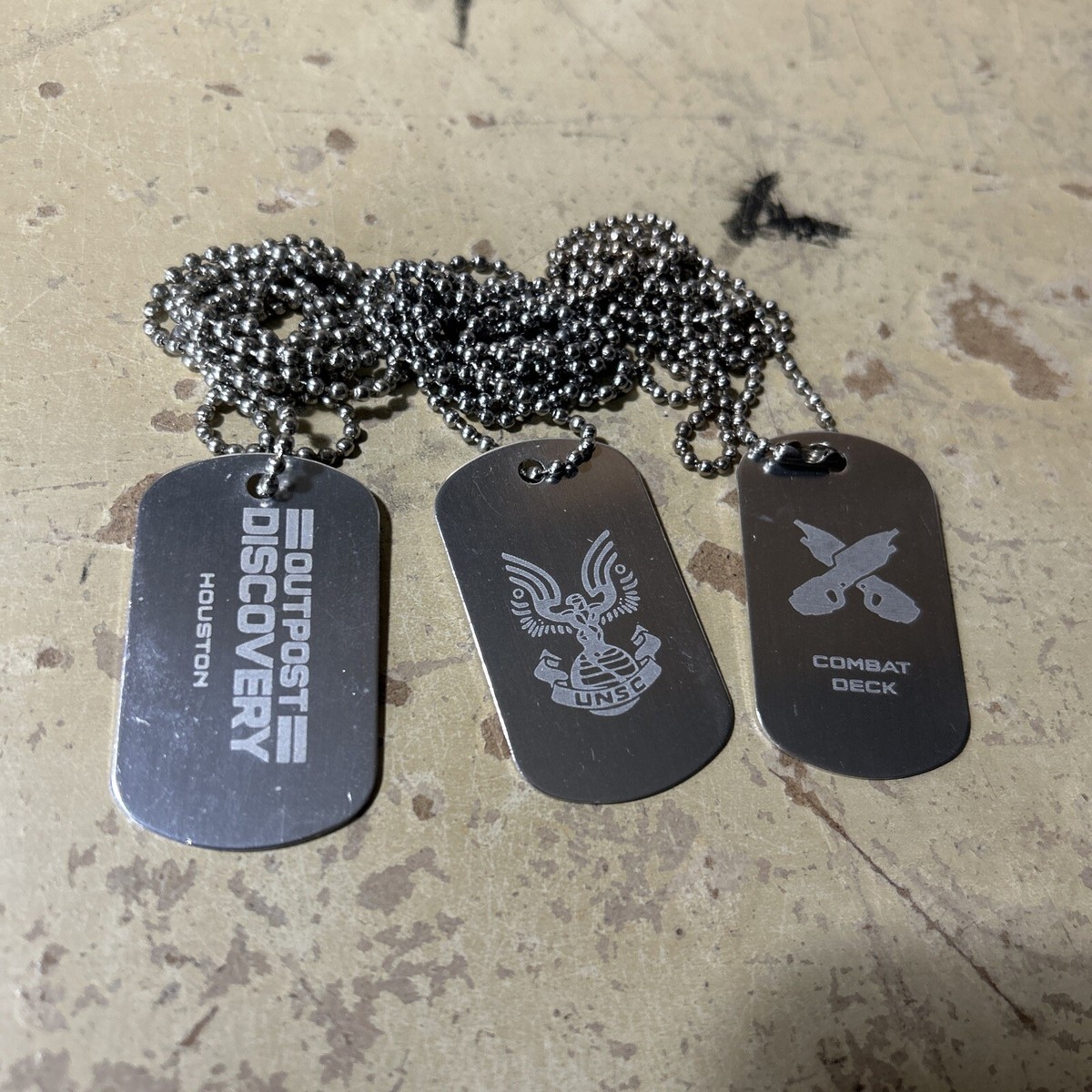 3x Halo Outpost Discovery Convention Exclusive Dog Tag Combat Deck