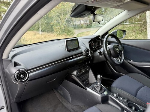 2015 MAZDA 2 1.5 SKYACTIV-G SPORTS LAUNCH EDITION One Owner Full Mazda Hist. - Picture 12 of 24