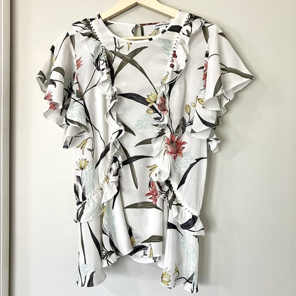 Country Road Short Sleeve Ruffle Blouse Shirt Size 10 White Floral Top As New