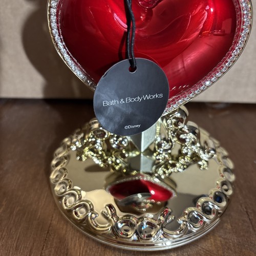 Bath & Body Works Evil Queen Pierced Heart Pedestal 3-Wick Candle Holder NEW - Picture 2 of 7
