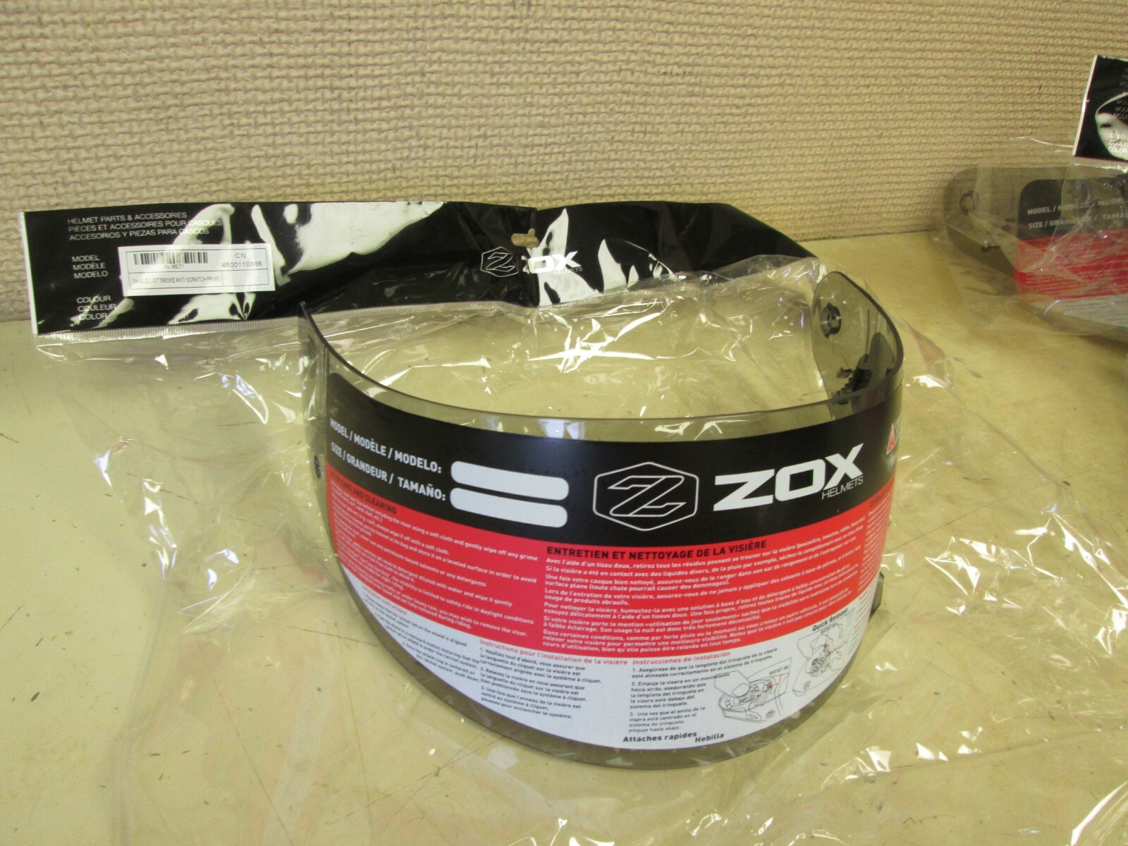 ZOX HELMET VISOR / FACE SHIELD LIGHT SMOKE THUNDER 2 / BRIGADE