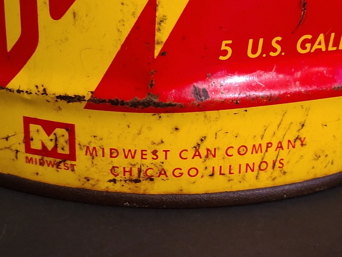 Vintage STEEL Round Metal 5 Gallon Gas Can Gasoline Midwest Can
