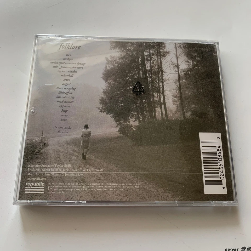 Taylor Swift folklore new album CD - Bild 2 von 3
