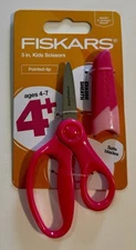 Fiskars Pointed-Tip Kids School Scissors (5 in.) with Sheath; Pink