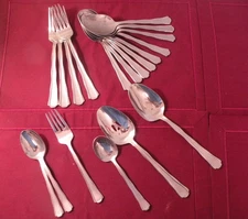 19 Pieces of Panorama Oneida Stainless Flatware Dinner Forks Spoons +++