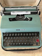 Olivetti  Lettera 32 Portable Manual Typewriter  I thumbnail