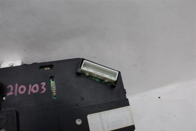 SPEEDOMETER CLUSTER Nissan Maxima 2010 10 1069073 - Image 3 of 4