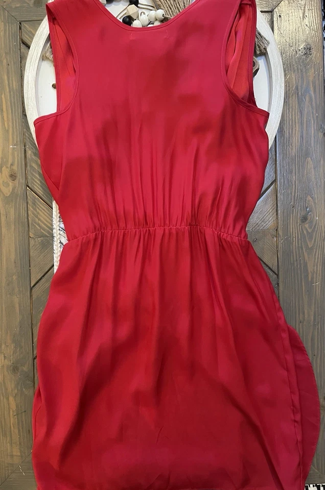 Vestido envolvente sintético de seda rojo Amanda Uprichard talla pequeña Foto 3 de 4