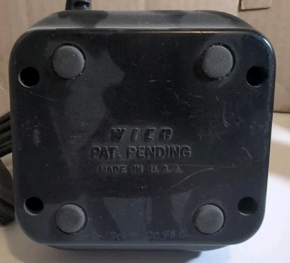 Wico "The Boss" Joystick Controller for 2600 Atari & Commodore 64 - Image 4 of 4