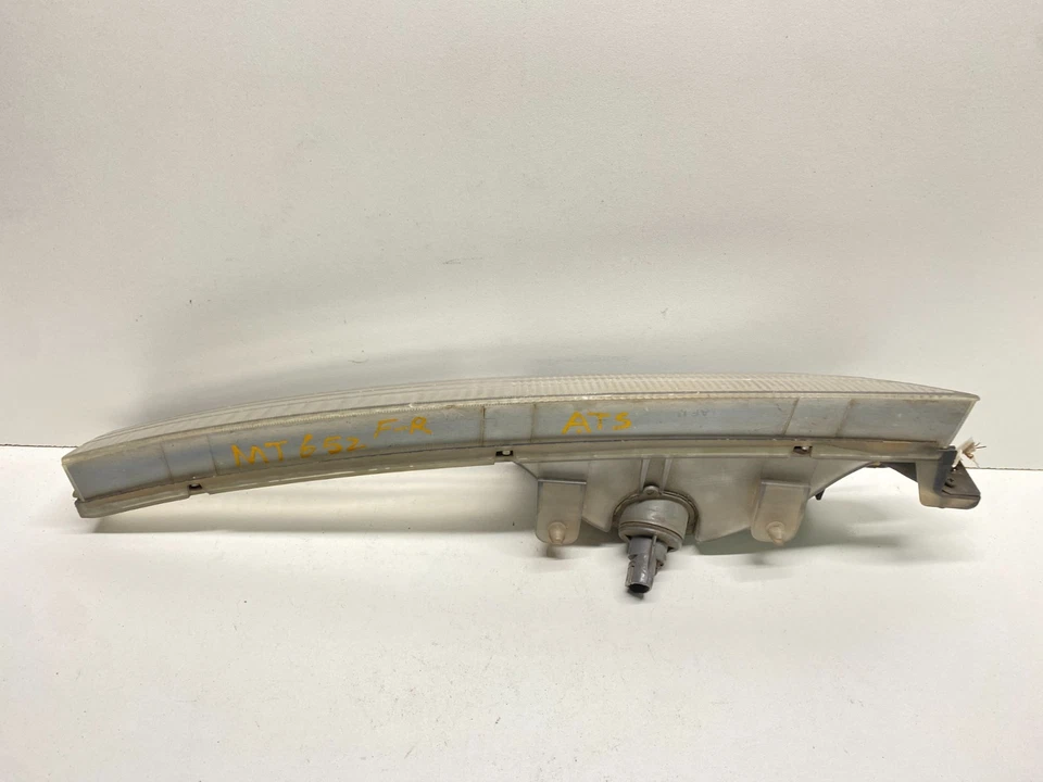 Luz de estacionamiento delantera derecha Mitsubishi Eclipse 1990-1991 OEM, 116-58458 Foto 3 de 4