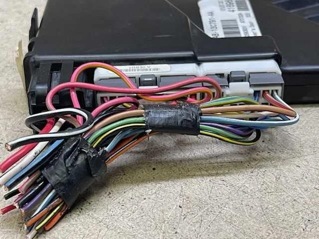 Módulo de bloqueo de robo F6AB13C791AA para Ford Crown Victoria Vic 95-97 e10-28 Foto 3 de 4