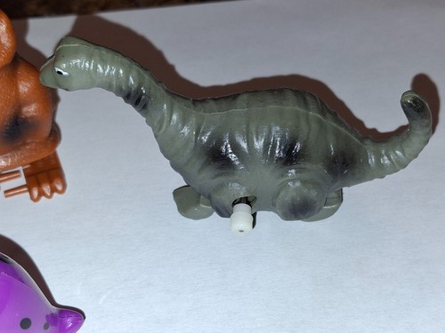 Lot of 3 Vintage Dinosaur Wind-Up Walking 2-3” Figures, T Rex, Brachio, Barney - Picture 5 of 8