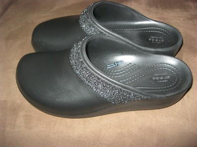 crocs sloane diamante clog