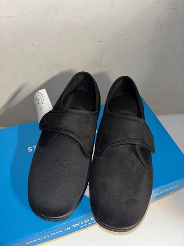 DB Easy B Wide Fitting Edison Black Stretch Size 6 6V New Seconds 93