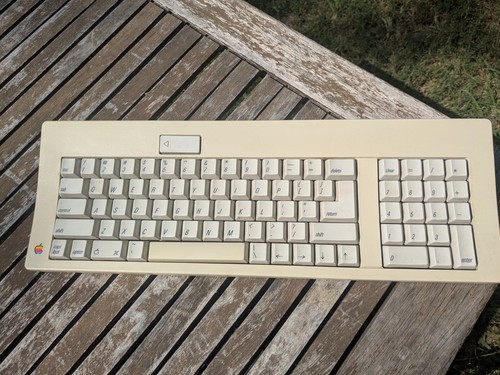 Vintage Original Apple Computer Macintosh Keyboard M0116 Untested