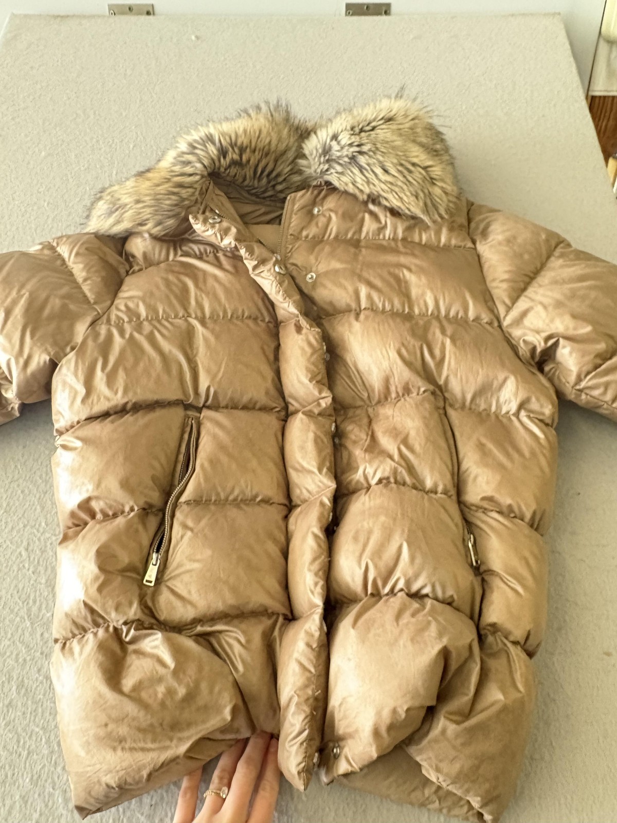 Lauren Ralph Lauren Coat Womens XS Beige Puffer Faux Fur Hood Zip Pockets Warm
