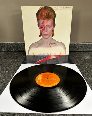 LP VINYL  DAVID BOWIE ALBUM ALADDIN SANE RS 1001 UK 1ST PRESS 1973 EX+/EX+