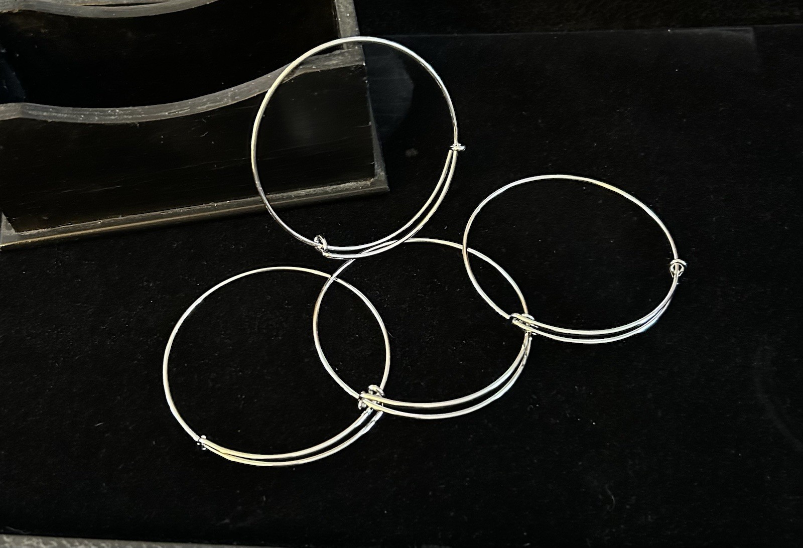 290pcs Adjustable Wire Bangle Bracelets, Metal, W… - image 1