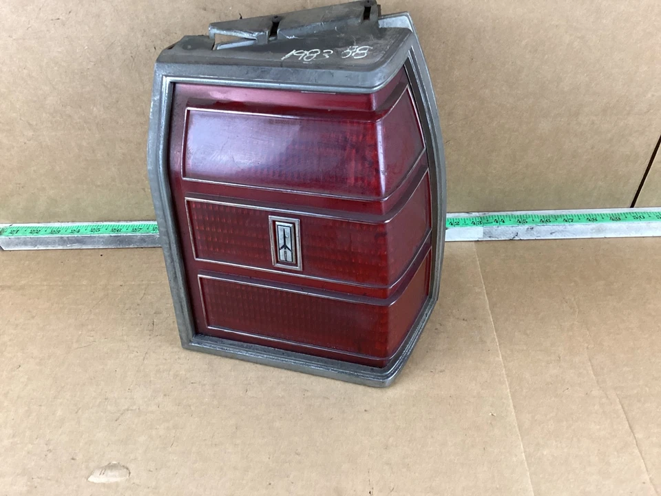 1981-1983 Oldsmobile Delta 88 Rear Right Passenger Side Tail Light Assembly OEM - Image 3 of 4