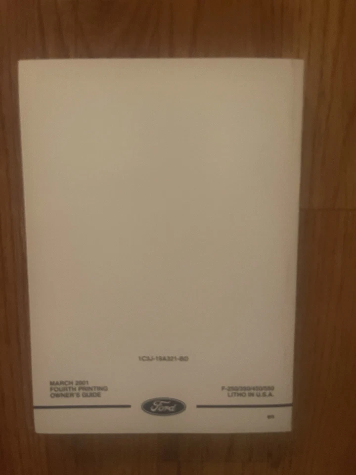 2001 Ford Super Duty F-250 F-350 F-450 Owner’s Manual & Case ORIGINAL NEAR MINT! - Image 3 of 4