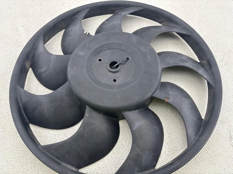 Lâmina de ventilador de radiador Ford Thunderbird 2002-2003 Xw4H-8600-Ac fabricante de equipamento original - Imagem 2 de 4