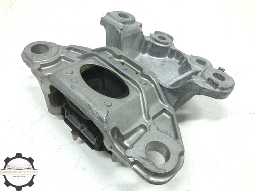 2020-2025 FORD ESCAPE LEFT DRIVER FRONT TRANSMISSION MOUNT BRACKET OEM - Picture 3 of 6