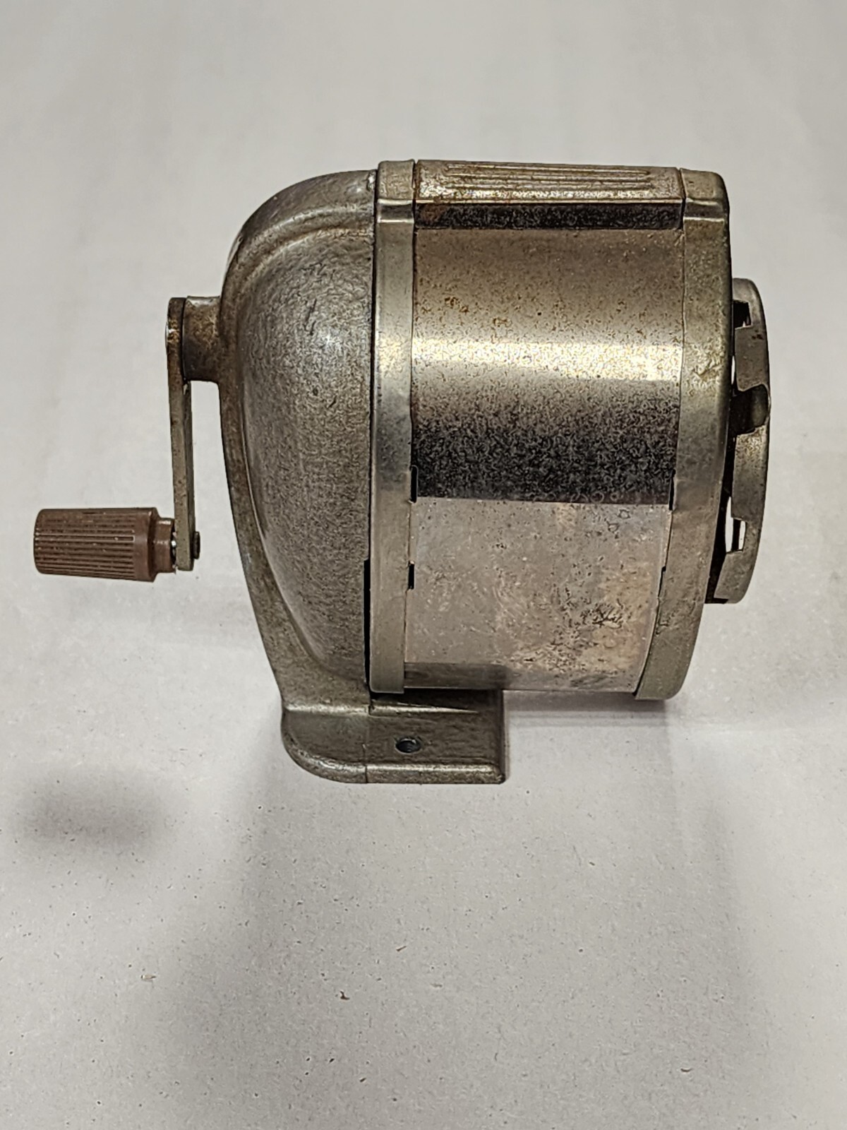 Vintage Boston KS 8 hole pencil sharpener Hunt Mfg. Co. N.C. USA Metal
