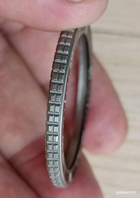 GENUINE SEIKO BLACK ROTATING BEZEL RING INSERT SEIKO 7A28-7040