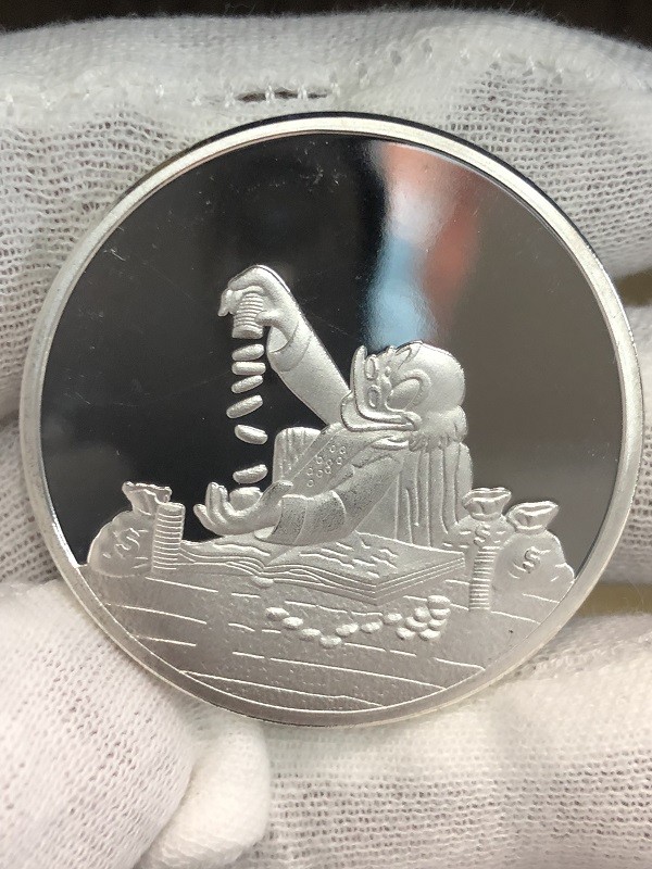 Disney Medallion Coin Collective Series Scrooge McDuck Series Style #1 