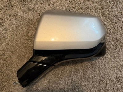 Driver Left Side View Mirror 84977501 DXR UV2 for Tahoe Yukon Suburban 2953931