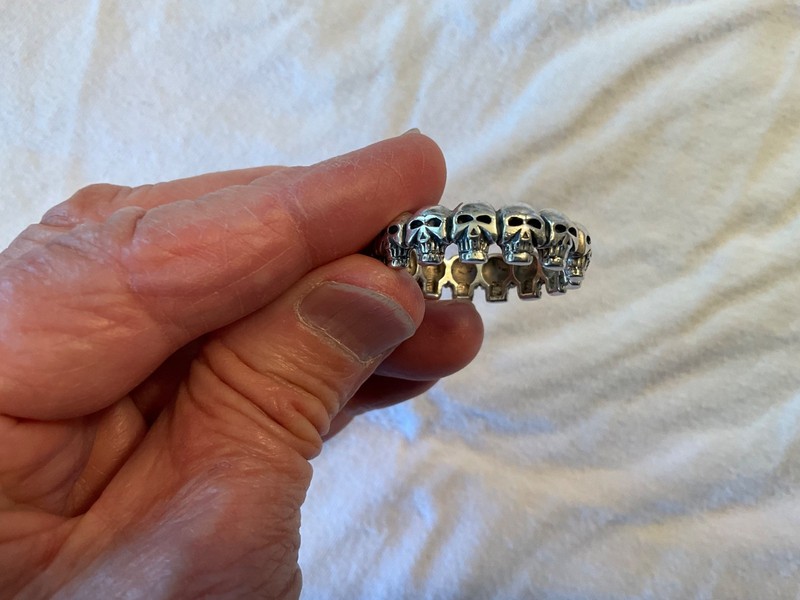 STERLING SILVER 15 SKULLS BAND RING 10.5 GRAMS SIZE 16 EX LARGE SIZE THICK BAND