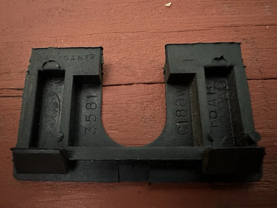 Ford Crown Victoria Mercury Grand Marquis 2003-2011 capó manija bisel OEM Foto 2 de 4