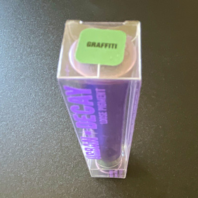 Urban Decay Loose Pigment Powder Eye Shadow NIB Graffiti