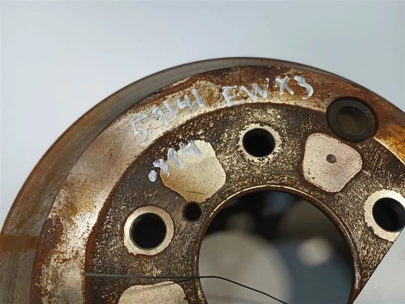 Par de rotores de freno trasero de Subaru Forester 2015 2,5 L 11092075 Foto 3 de 4