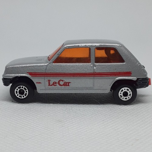 Lesney Matchbox Superfast Renault 5TL No.21 1978 Silver Made In England In Box - Picture 8 of 15