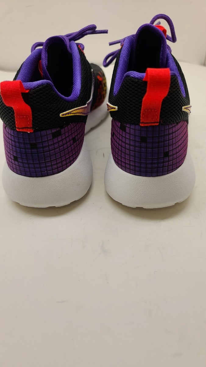 Nike Roshe One Print GS 677784 Size 6.5 Y Color Hyper Violet Volt