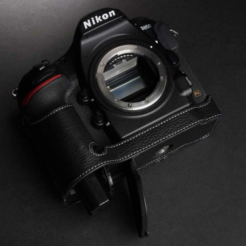Medio estuche para cámara de cuero genuino hecho a mano para Nikon D850 D750 Foto 3 de 4