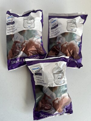 Set Of 3 Philips Avent Baby Bottles.  4 Ounces. New In Packaging