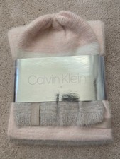 Calvin Klein 2 Piece Fuzzy Beanie Hat  Loop Scarf Set Petal NWT 78 