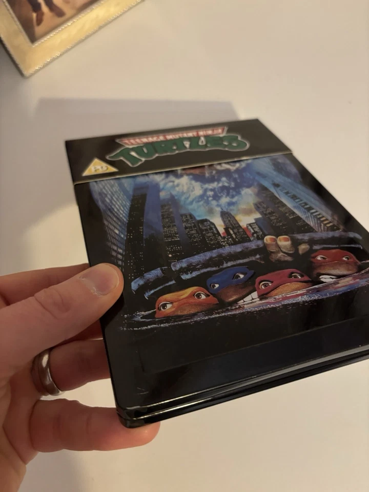 Teenage Mutant Ninja Turtles (1990) UK Reg B Blu Ray SteelBook VGC With J-Card - Image 4 of 4